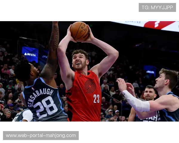 开拓者135-119大胜爵士，克林根23分18篮板7助攻准三双